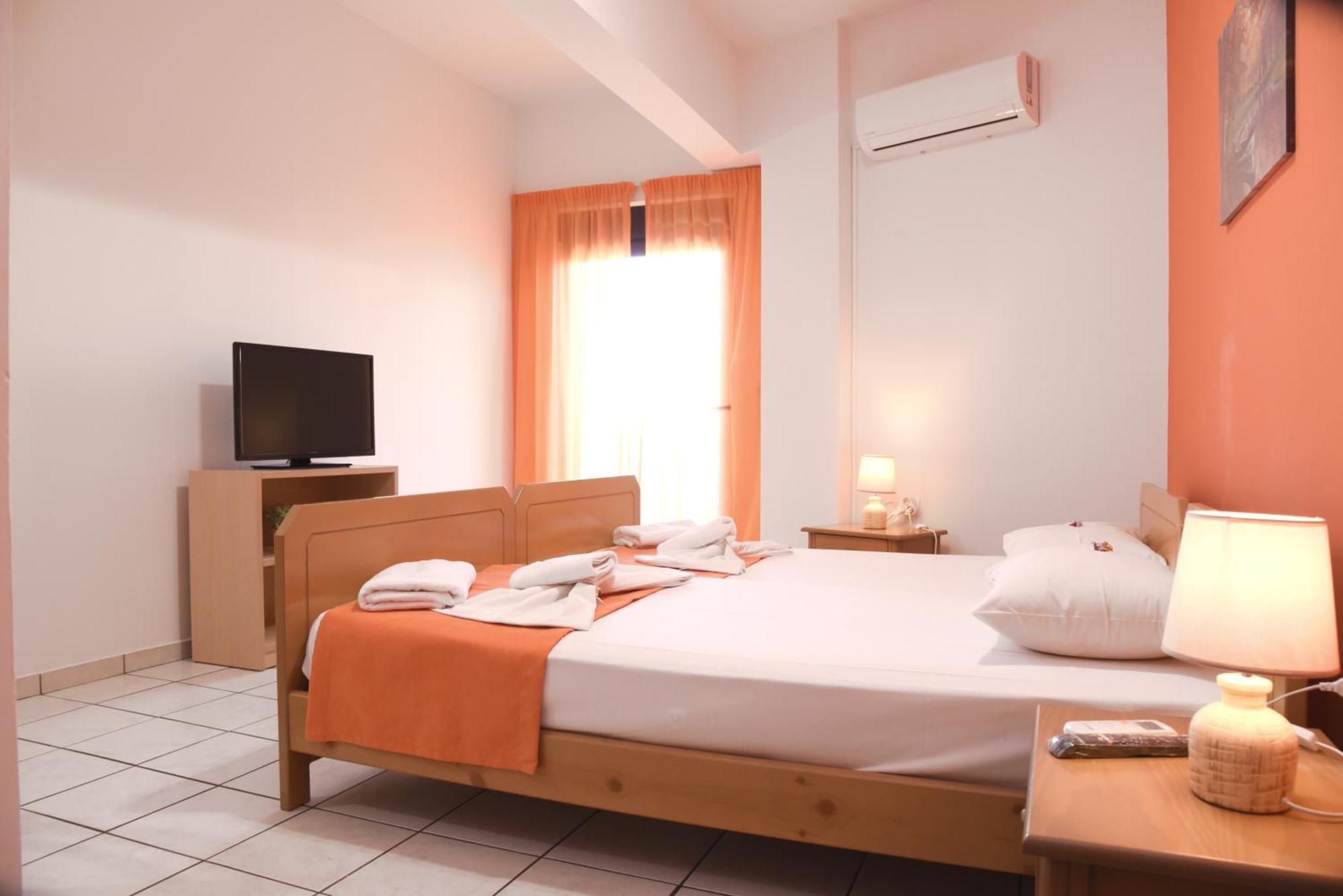 Economic Studios In Crete Heraklion  Bagian luar foto